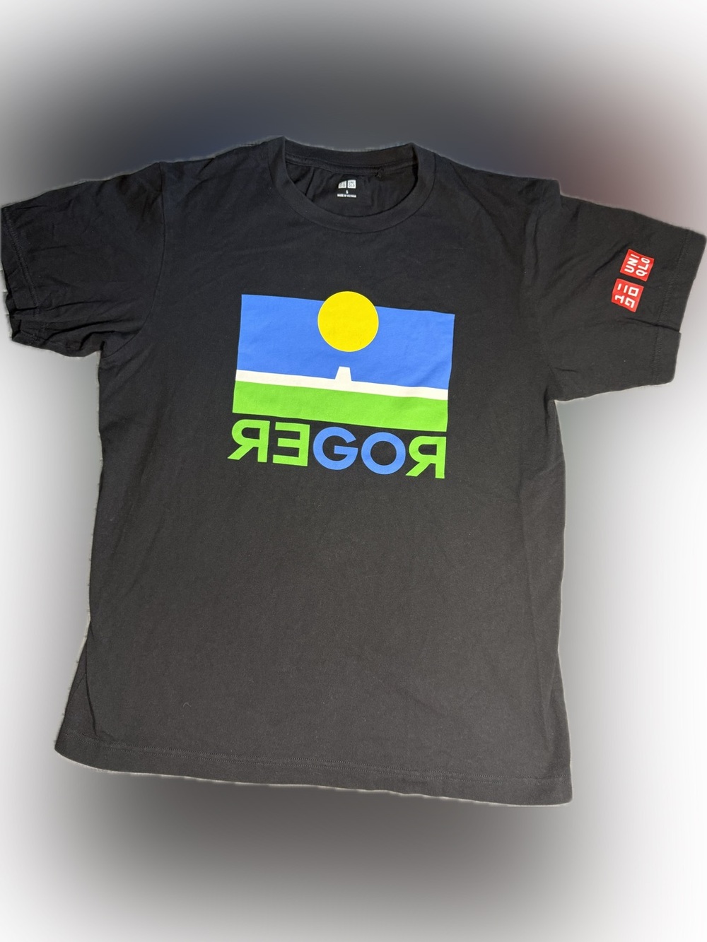 Black Graphic Tennis Tee limited edition GO ROGER Uniqlo S